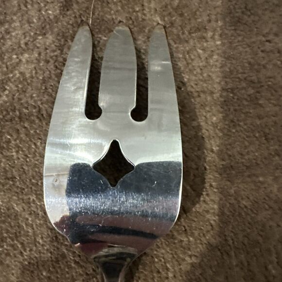 Oneida SUMMER MIST AUTUMN GLOW Cold Meat Serving Fork Wm A Rogers 8.5” - Picture 7 of 10